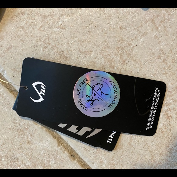 TLF New Leggings - Picture 4 of 5